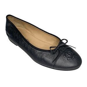 Chanel Black Leather Ballet Flats Bow CC Logo EU 37 Made in Italy Cap Toe Shoes